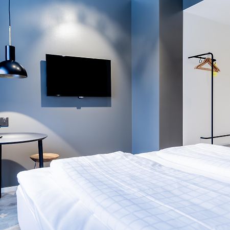 First Hotel Stockholm North Upplands-Väsby Екстериор снимка