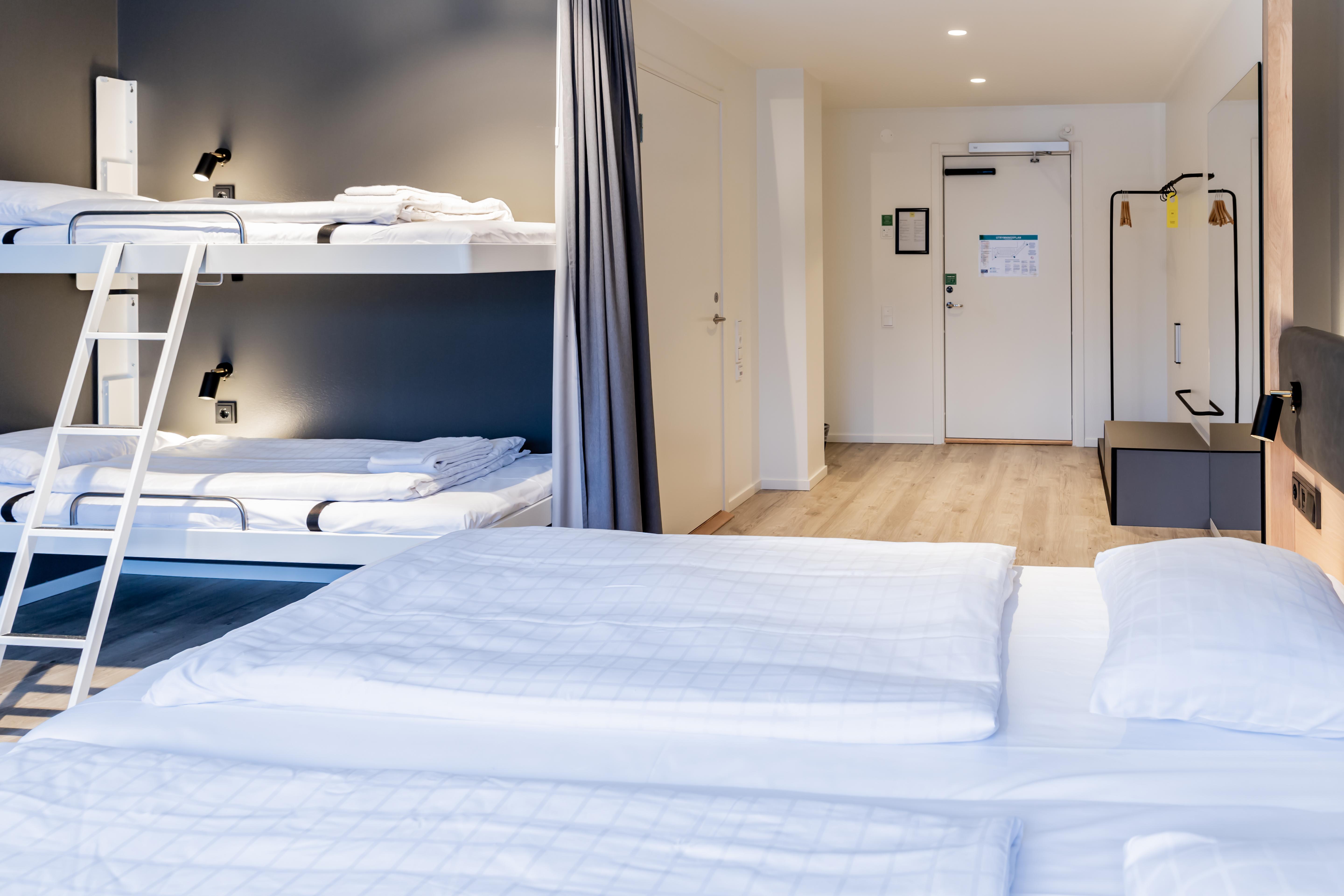 First Hotel Stockholm North Upplands-Väsby Екстериор снимка
