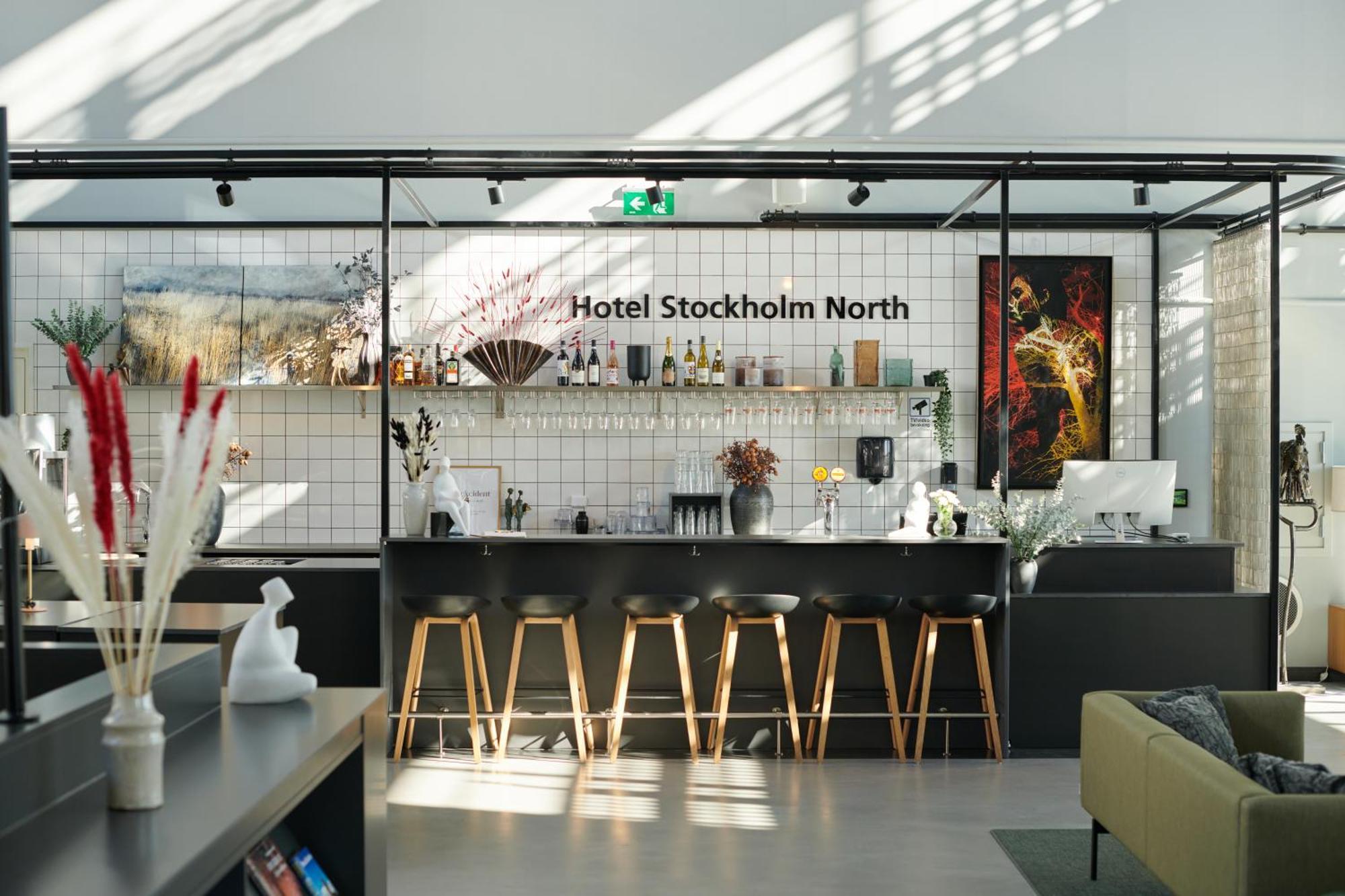 First Hotel Stockholm North Upplands-Väsby Екстериор снимка