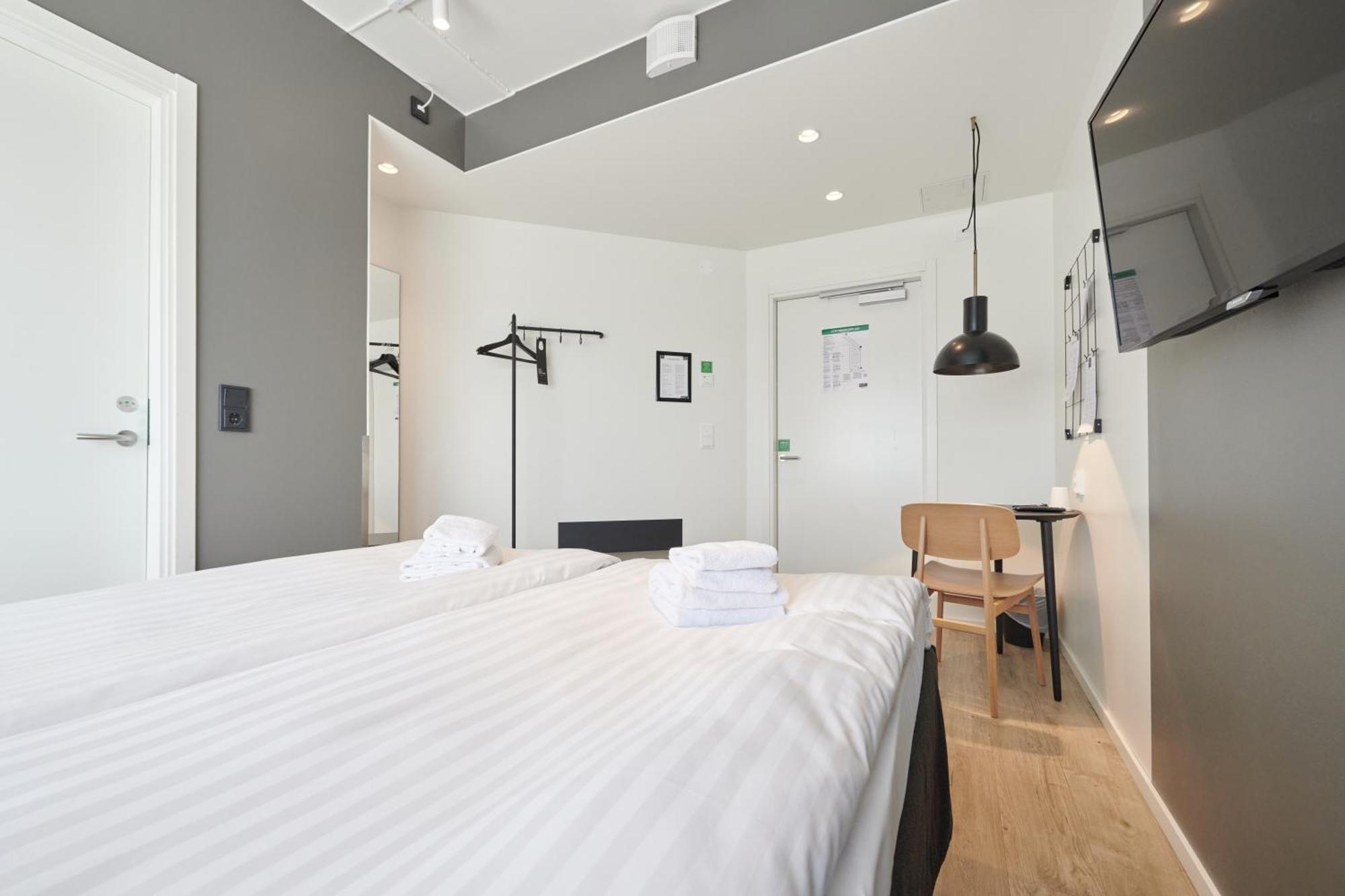 First Hotel Stockholm North Upplands-Väsby Екстериор снимка